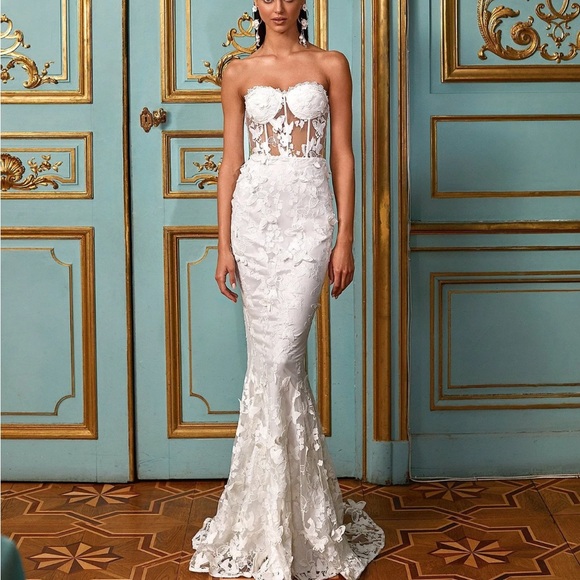 Alamour The Label Dresses & Skirts - White Alamour the Label Dress -Size Small